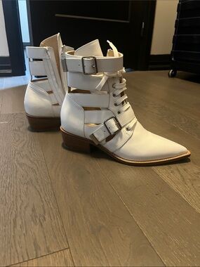 Nando Muzi White Cutout Buckle Lace-Up Ankle Boots NEW No Tags